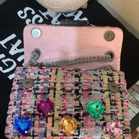 Kurt Geiger London
Mini Kensington Tweed Love Heart Crystals Crossbody Bag - Picture 15 of 17